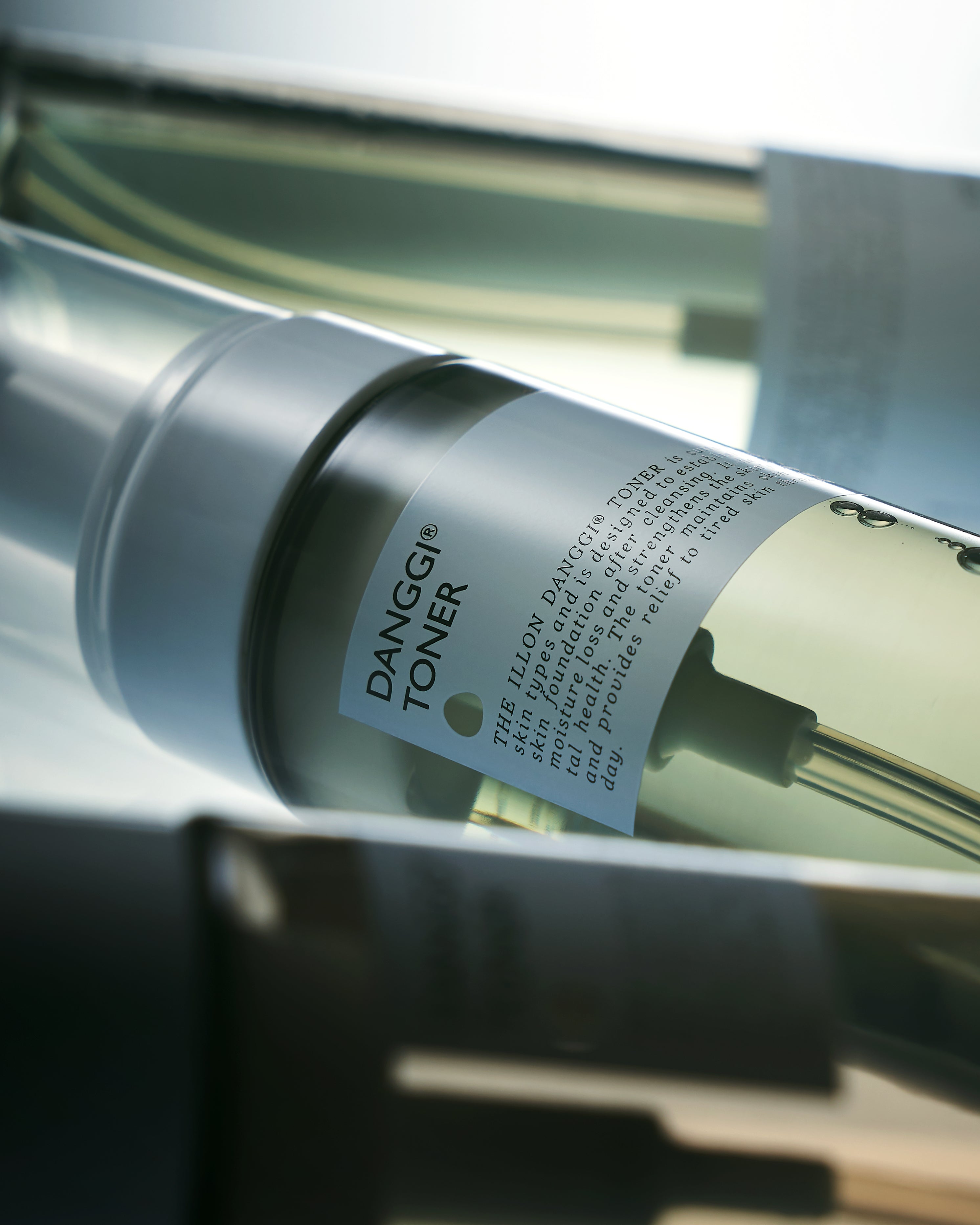 iLLON　DANGGI TONER　（イロン ダンギトナー）